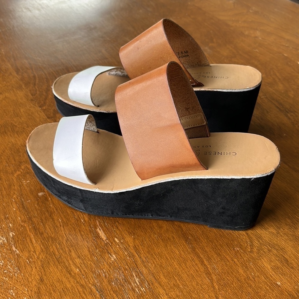Chinese laundry leather/white strap platform open toe wedge sandals. Size 7.5 M